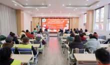 “大美博爱，志愿同行” 2025江苏省镇江市红十字会进社区新春公益集市举行