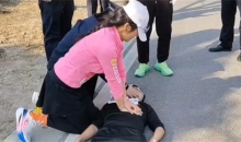 生死时速！长跑活动中红十字救护员的生命守护