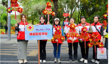 爱心不缺席！蓝衣天使为住院儿童送上“开学第一课”！