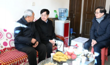 何维赴河北开展“红十字博爱送万家”活动